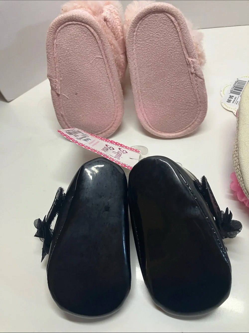 Five pairs Size 1 girls baby shoe lot